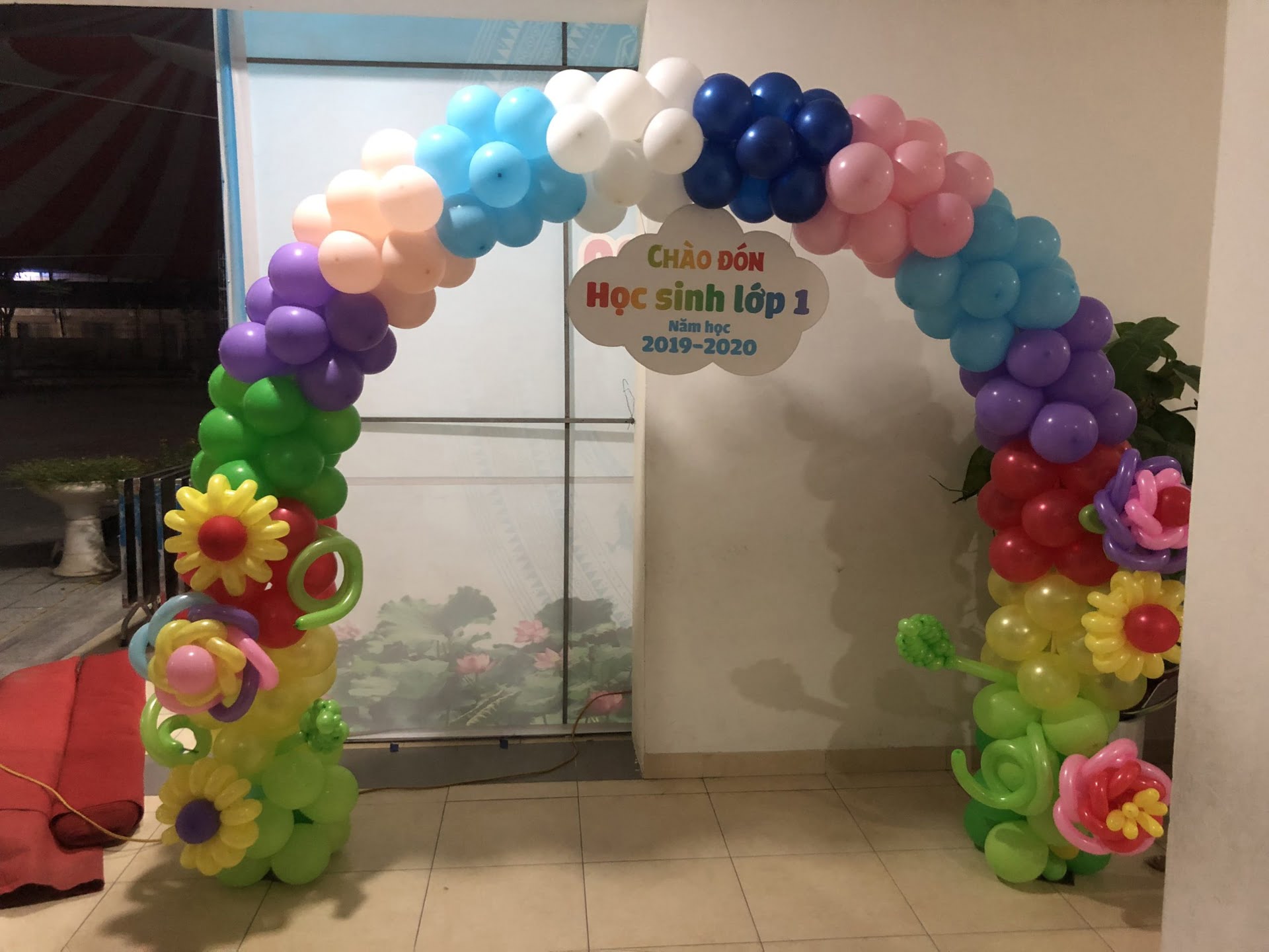 Cổng bóng bay chào mừng năm học mới quận Hoàn Kiếm - Chill decor