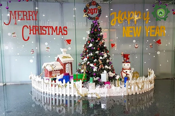 Trang trí Noel văn phòng công ty trọn gói tại Hà Nội
