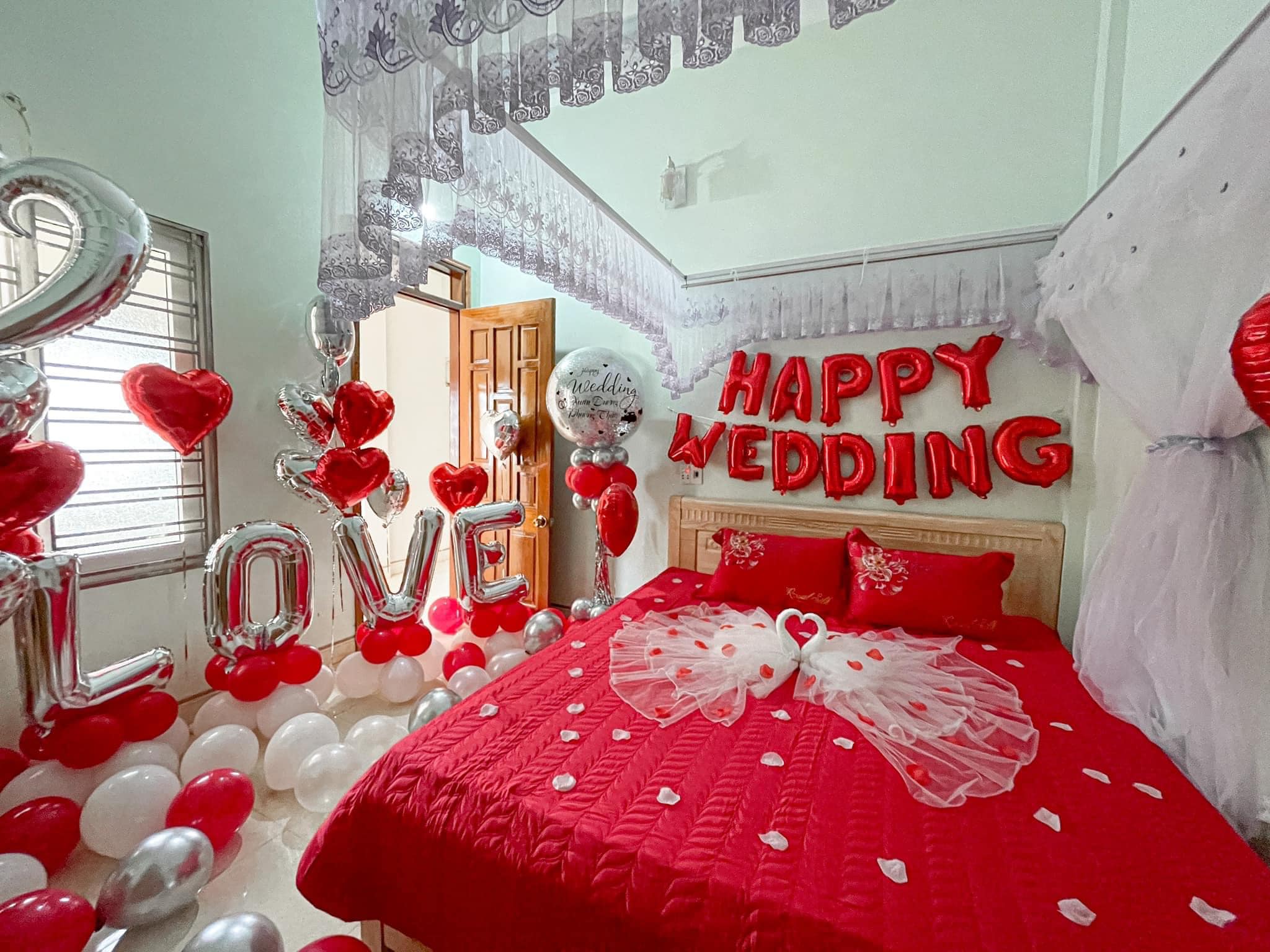 Trang trí phòng cưới giá rẻ quận Hai Bà Trưng - Chill decor