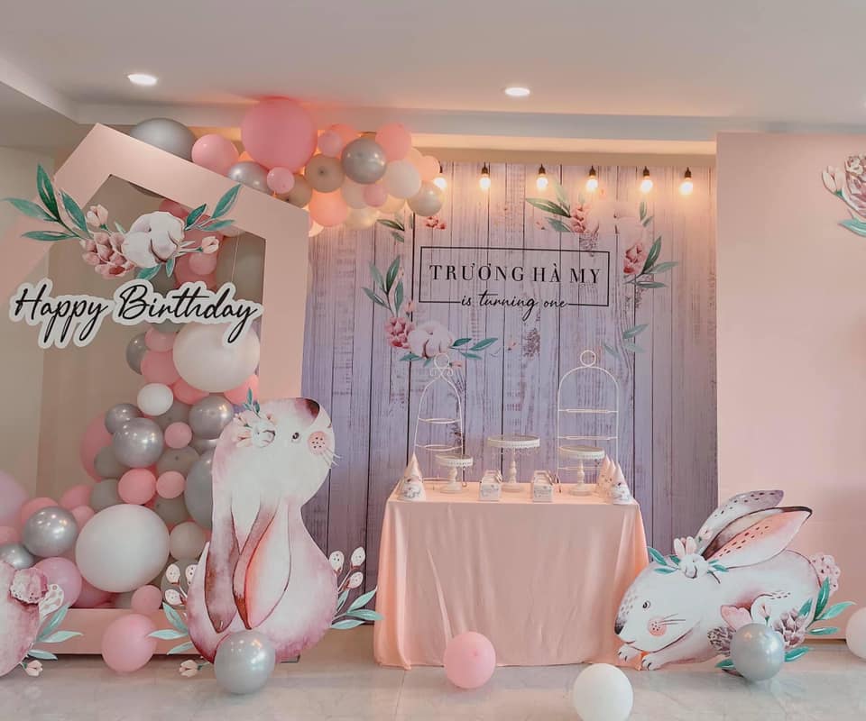 Trang trí sinh nhật cho bé chủ đề thỏ trắng tại Hà Nội - Chill decor
