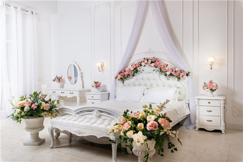 Phụ kiện hoa tươi cho trang trí phòng cưới ở HÀ NỘI