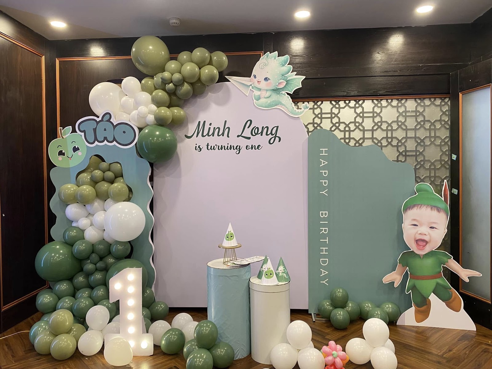 “Trang trí sinh nhật công ty đẳng cấp với Chill Decor”