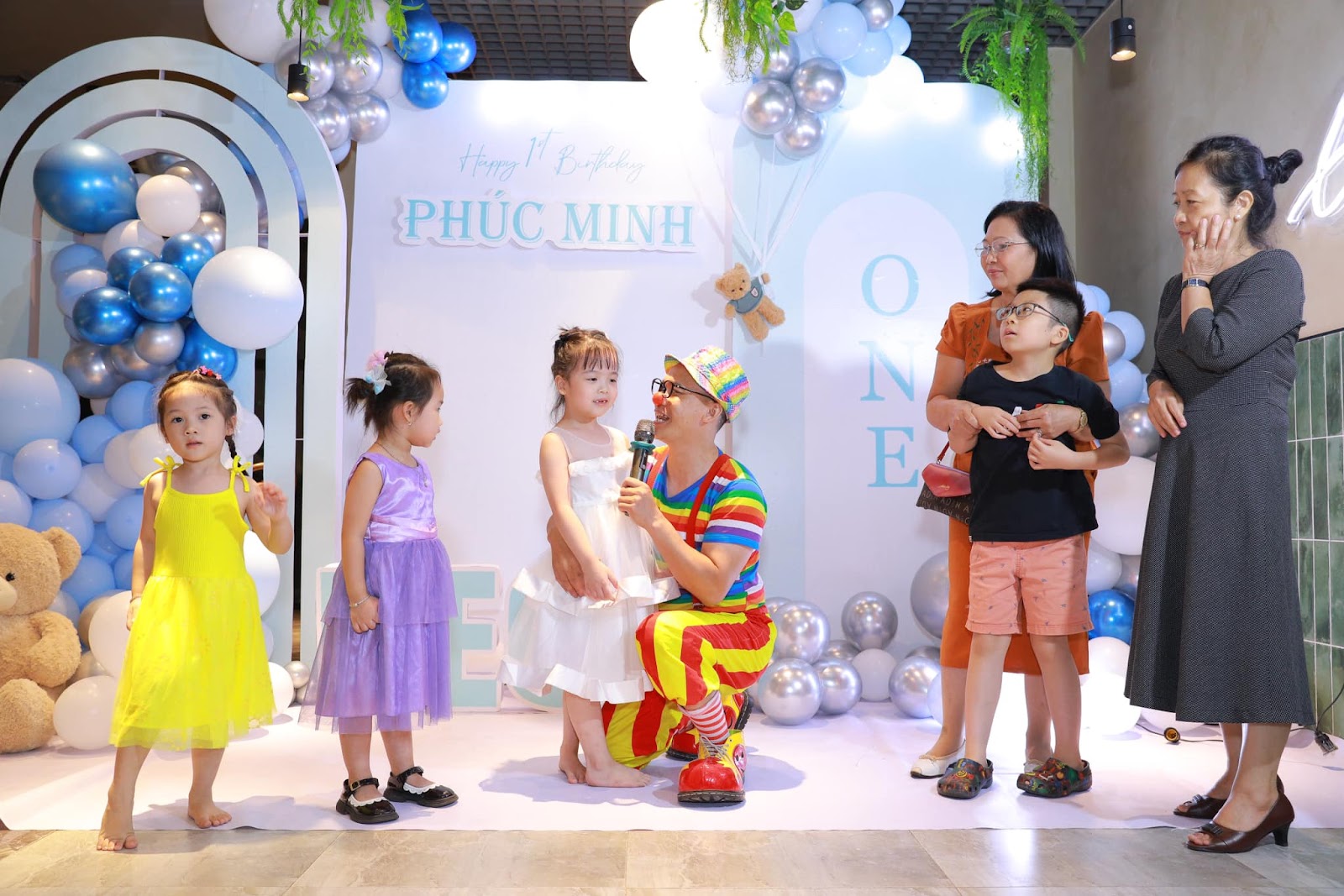 Dịch vụ trang trí sinh nhật tại phường Quốc Tử Giám, quận Đống Đa