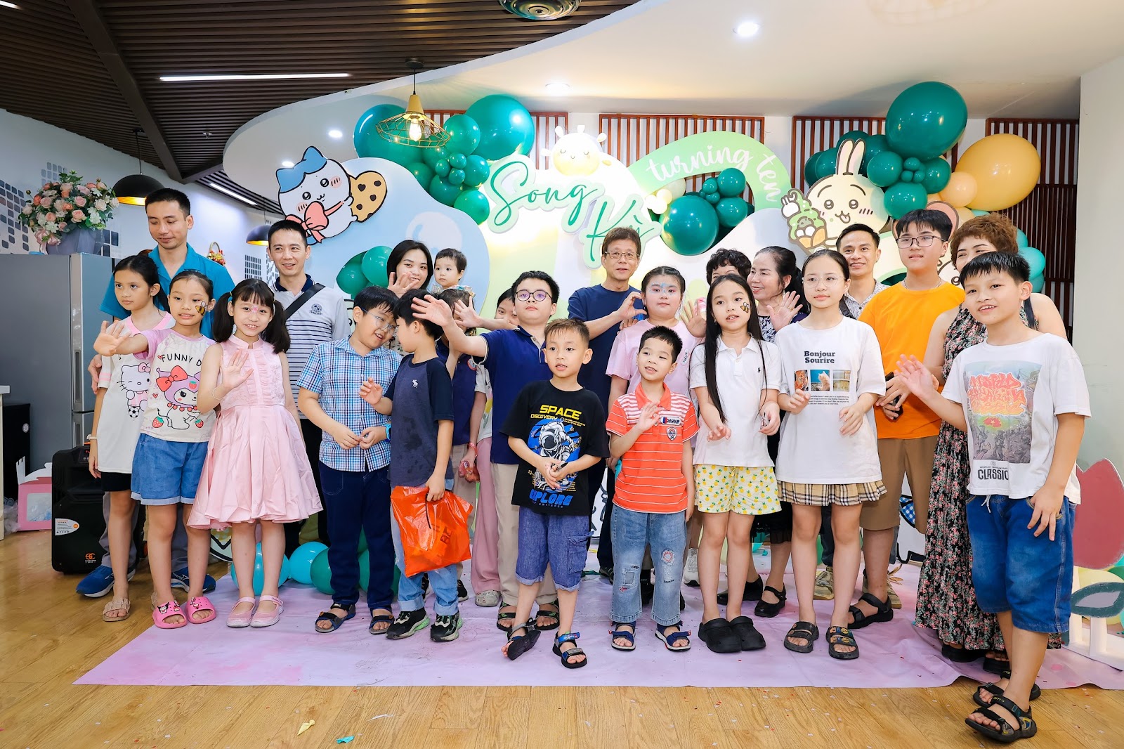 Dịch vụ trang trí sinh nhật tại phường Thạch Bàn, quận Long Biên